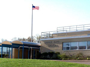 Middle-Gate-School-flagpole-front-school-entrance-newtown-ct