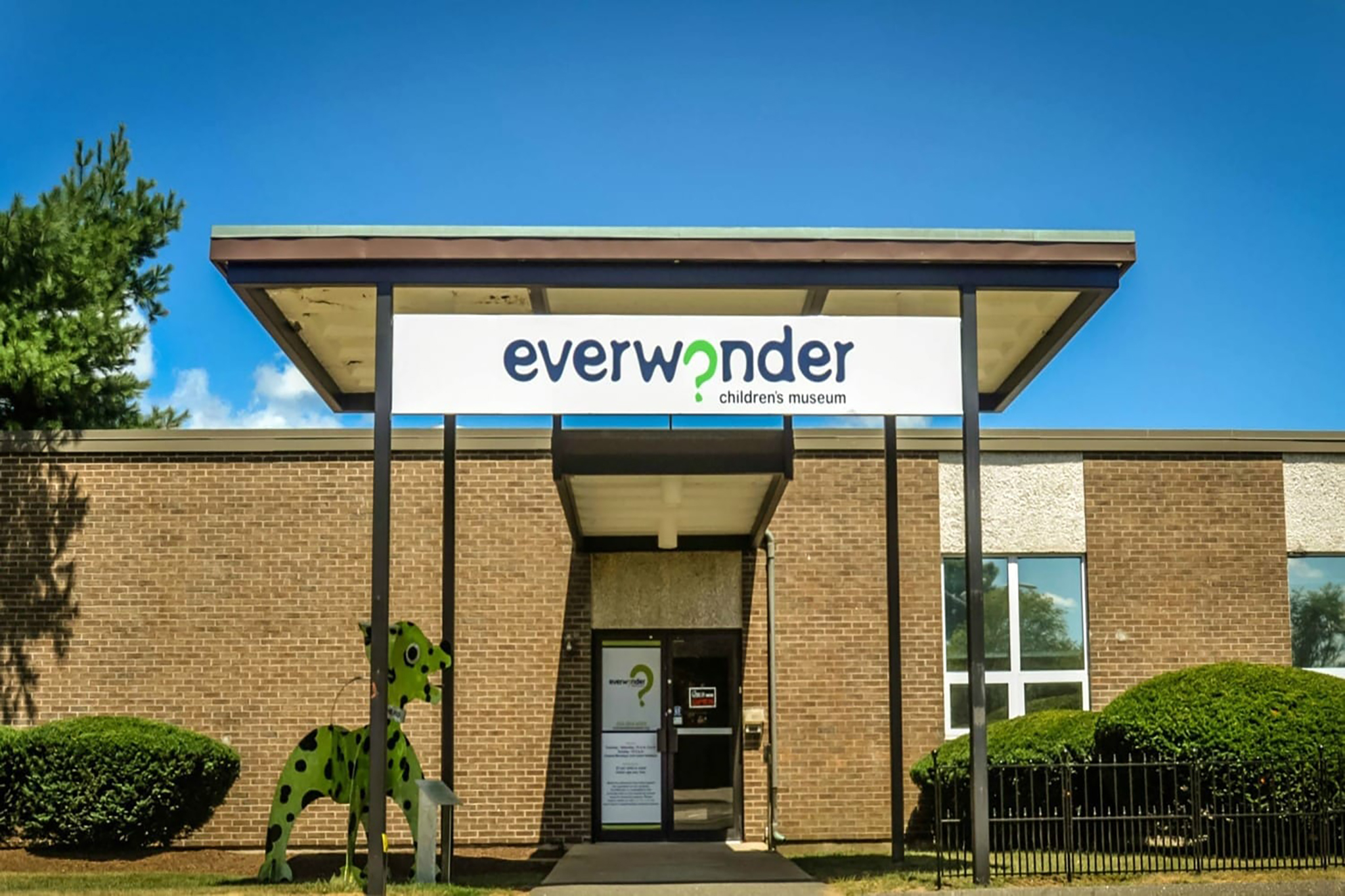 everwonder-childrens-Museum-Front-newtown-ct